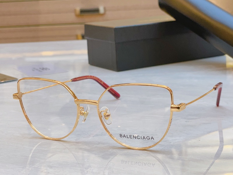 Glasses from Scarlettluxury