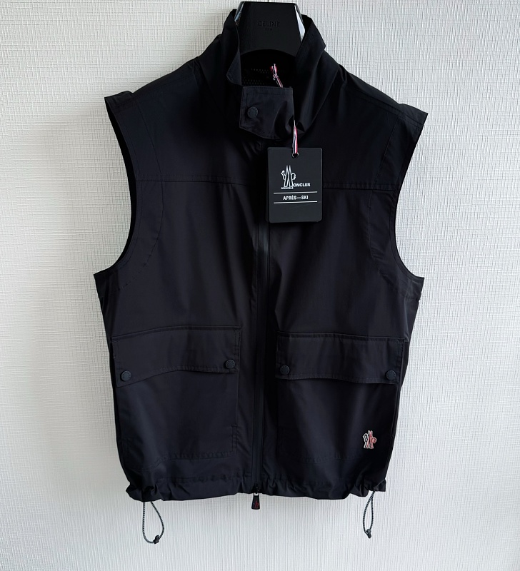 Vest from Scarlettluxury