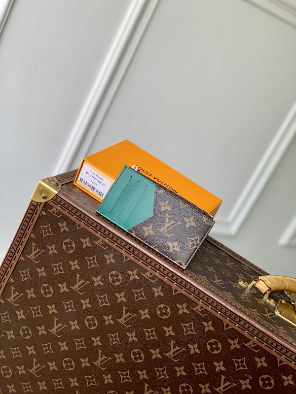 Louis Vuitton card holder