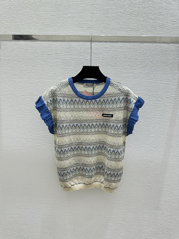 Sweater from Scarlettluxury