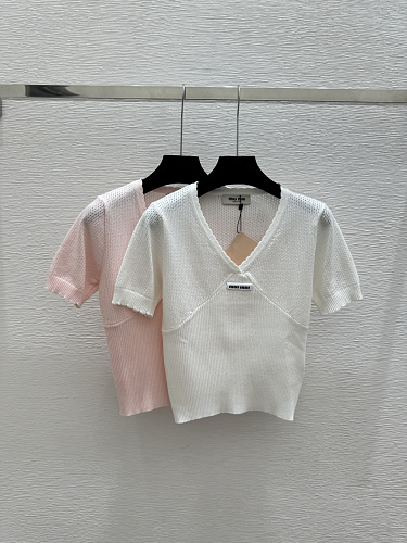 Sweater from Scarlettluxury