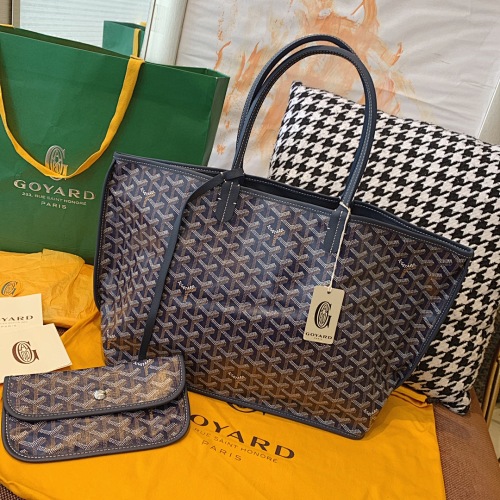 Goyard tote bag