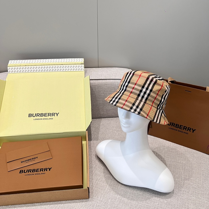 Hat from Scarlettluxury