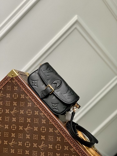 Louis Vuitton belt