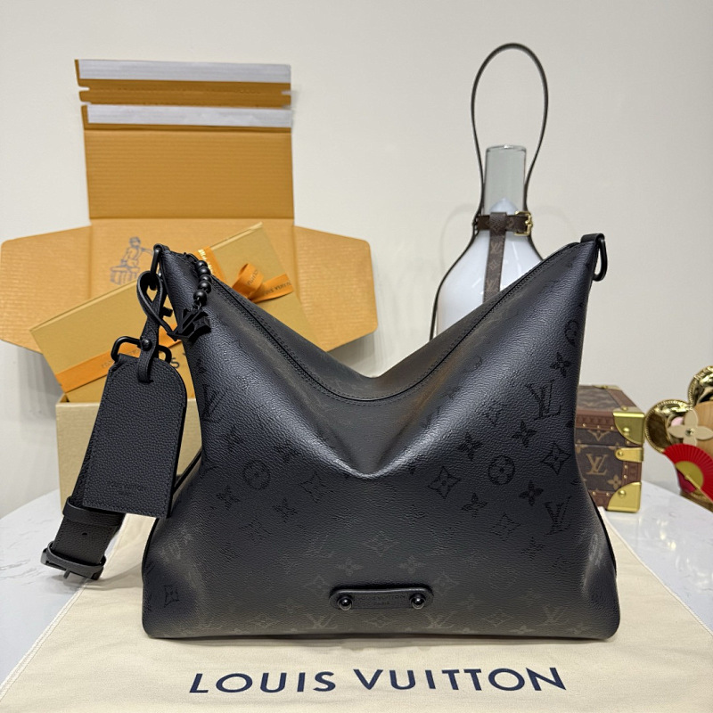 Louis Vuitton shoulder bag