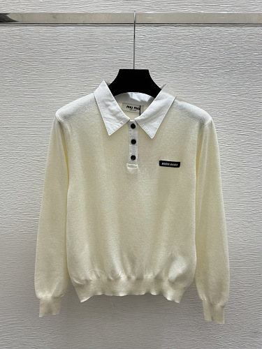 Sweater from Scarlettluxury