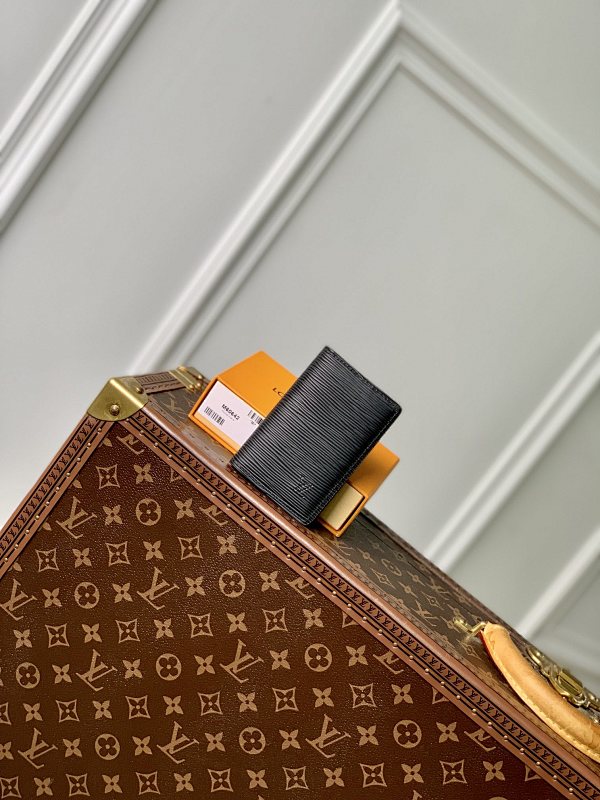 Louis Vuitton card holder