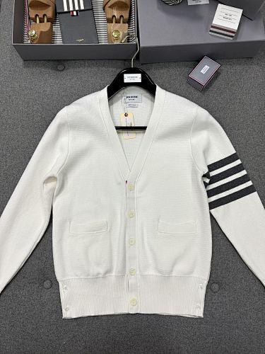 Sweater from Scarlettluxury