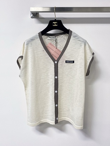 Tee from Scarlettluxury