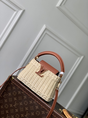 Louis Vuitton Capucines LV