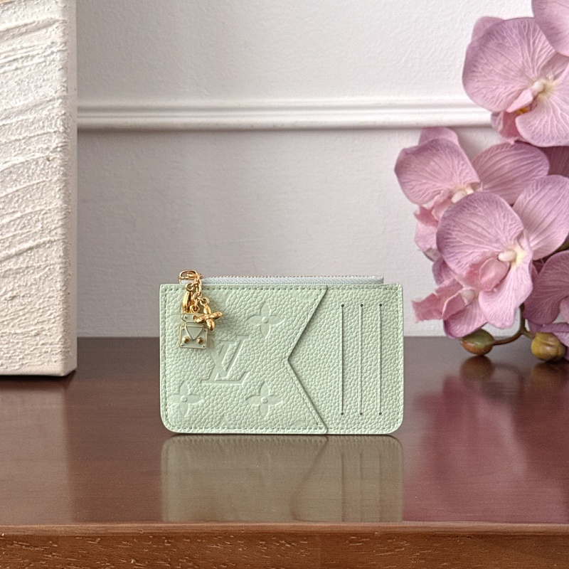 Card holder from Scarlettluxury