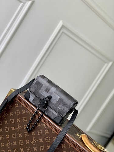 Louis Vuitton crossbody bag