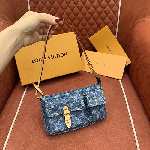 Louis Vuitton card holder