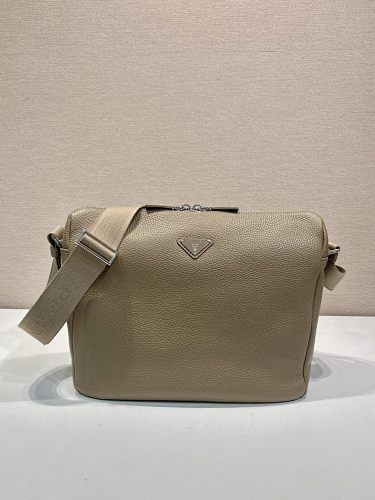 Messenger bag from Scarlettluxury