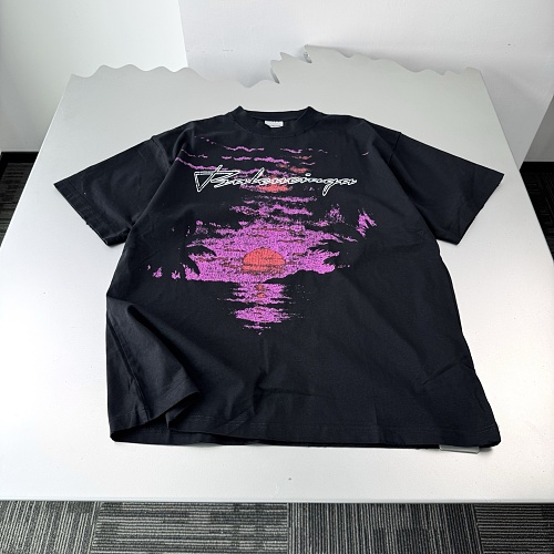 Tee from Scarlettluxury