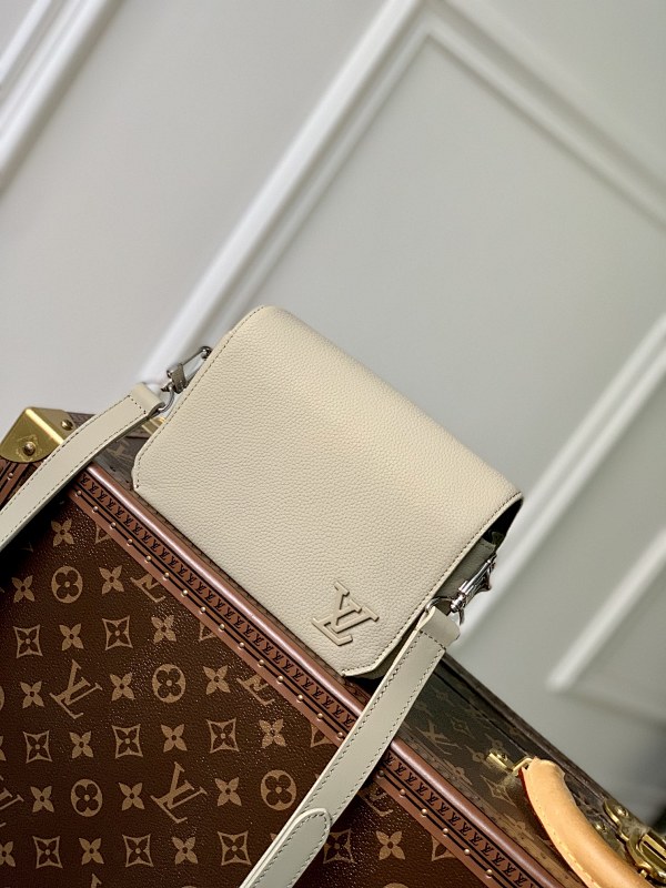 Louis Vuitton messenger bag