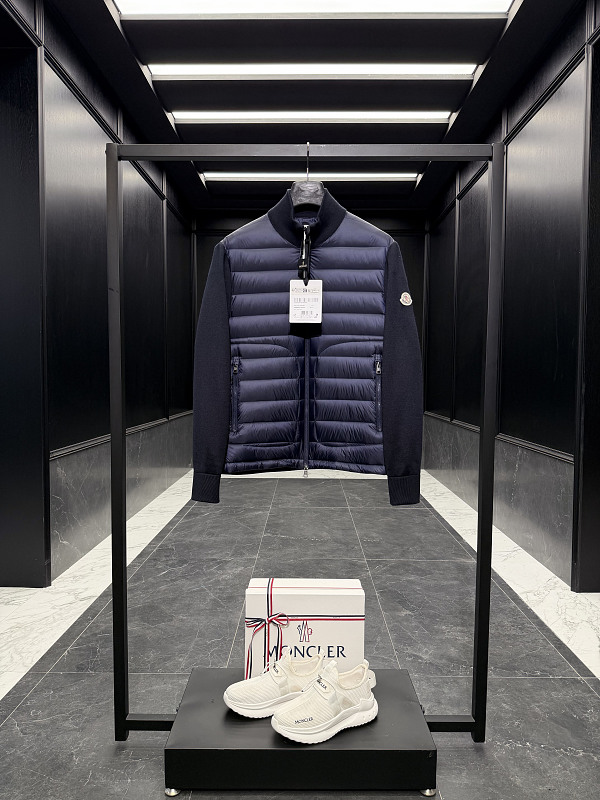 Moncler shopping bag