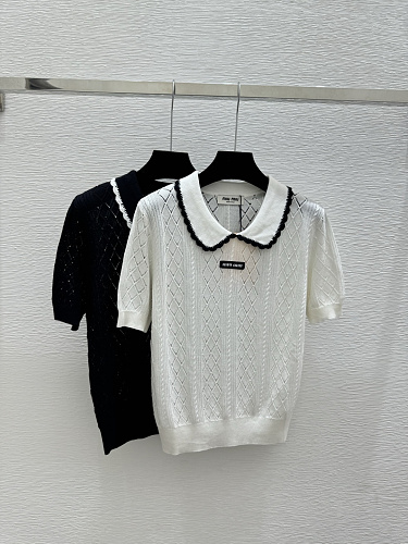 Sweater from Scarlettluxury
