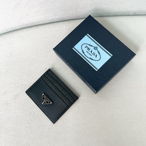 Card holder from Scarlettluxury