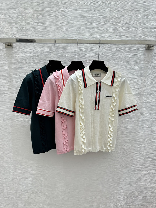 Sweater from Scarlettluxury