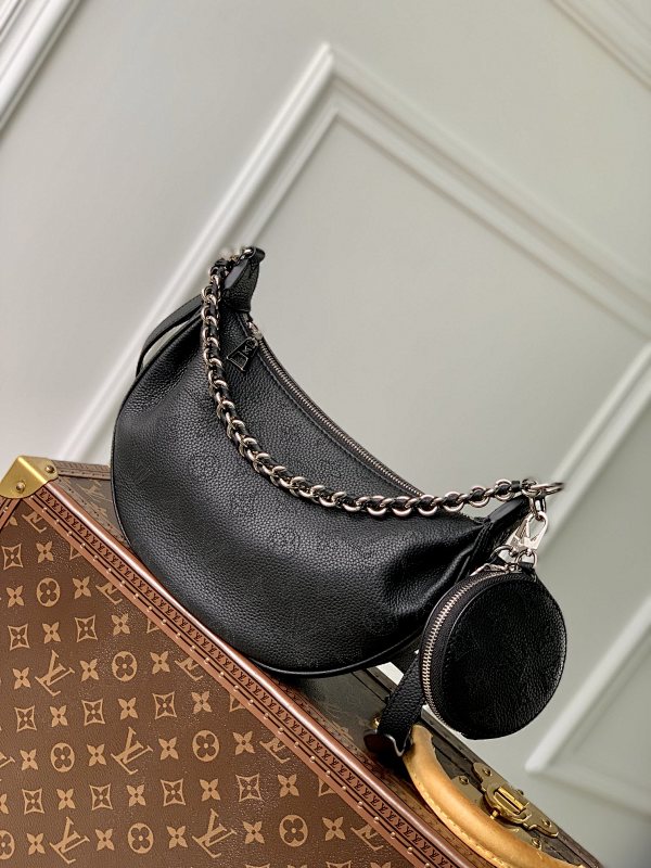 Crossbody bag from Scarlettluxury
