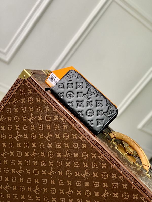 Wallet from Scarlettluxury
