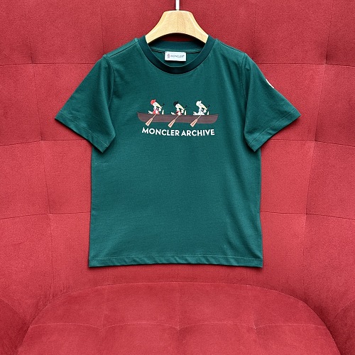 Tee from Scarlettluxury