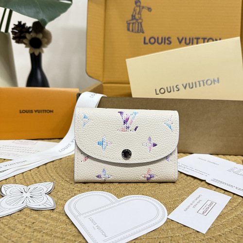 Coin purse from Scarlettluxury