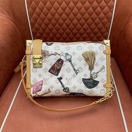 Louis Vuitton shoulder bag