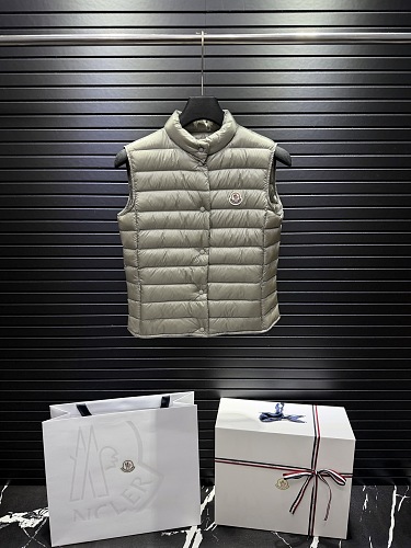 Down jacket from Scarlettluxury