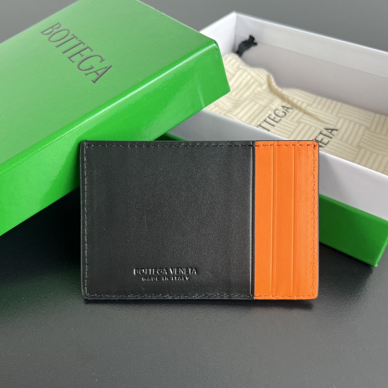 Card holder from Scarlettluxury