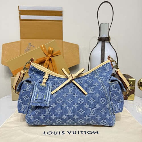 Louis Vuitton crossbody bag
