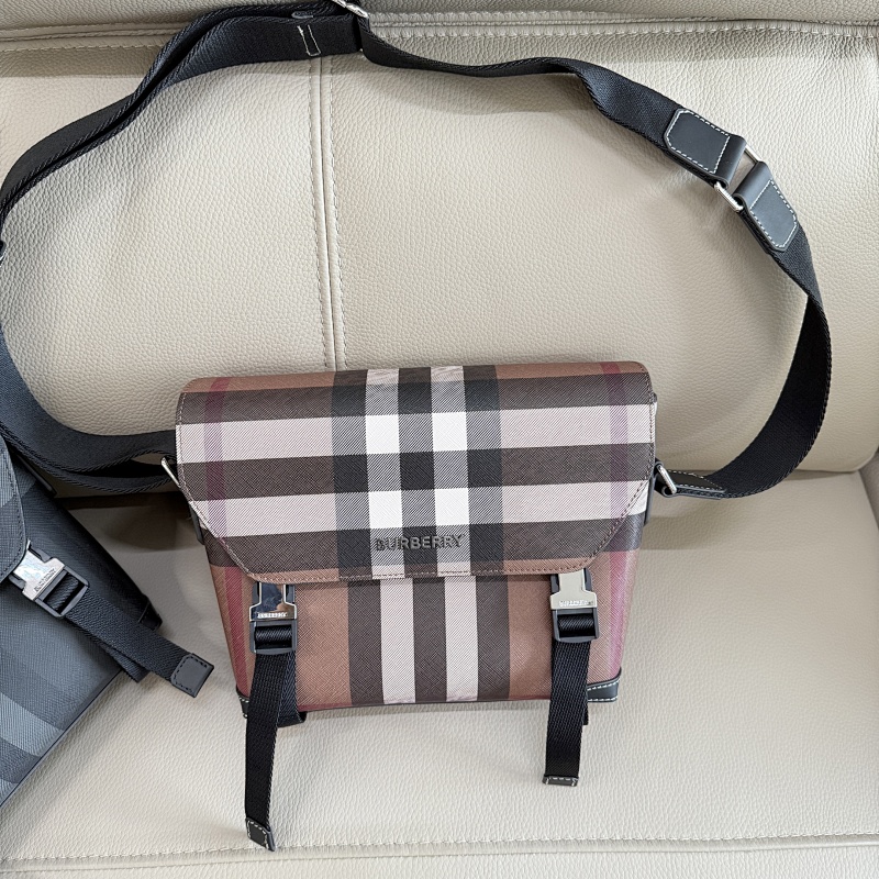 Messenger bag from Scarlettluxury