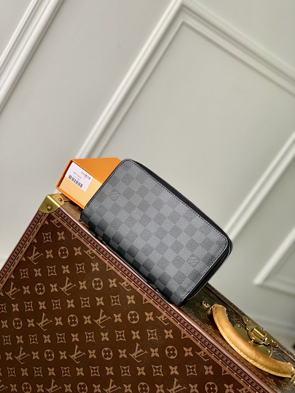 Wallet from Scarlettluxury