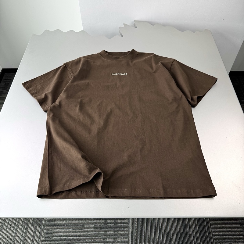 Tee from Scarlettluxury