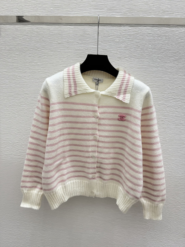 Sweater from Scarlettluxury