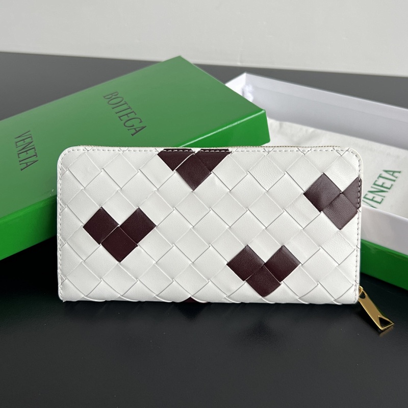 Wallet from Scarlettluxury
