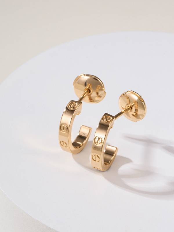 Earrings from Scarlettluxury