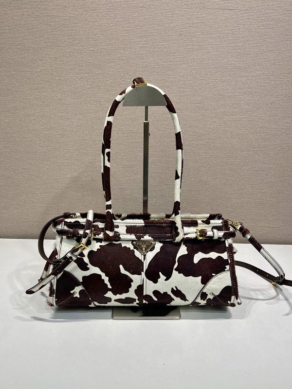 Crossbody bag from Scarlettluxury