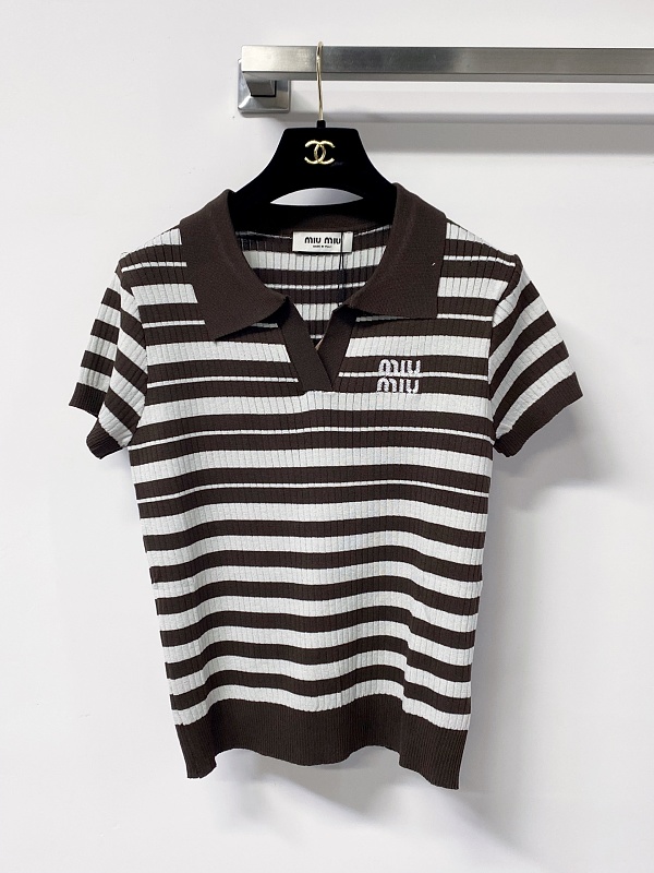 Tee from Scarlettluxury