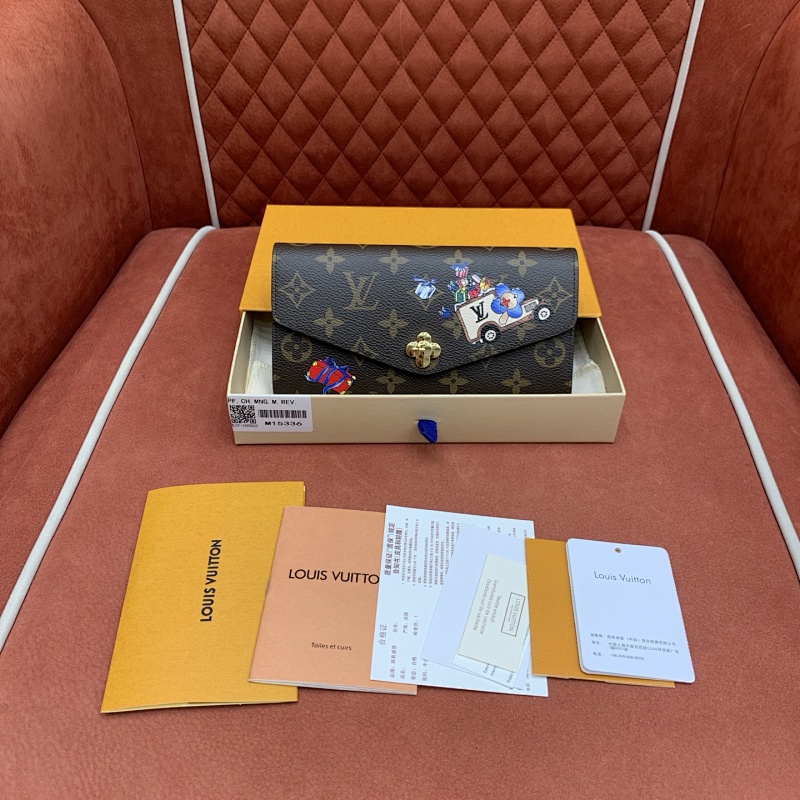 Louis Vuitton clutch