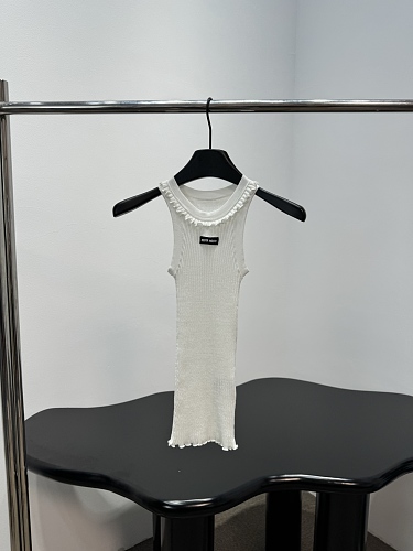Sweater from Scarlettluxury