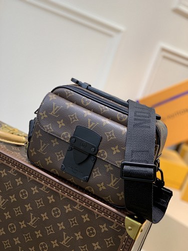 Louis Vuitton messenger bag