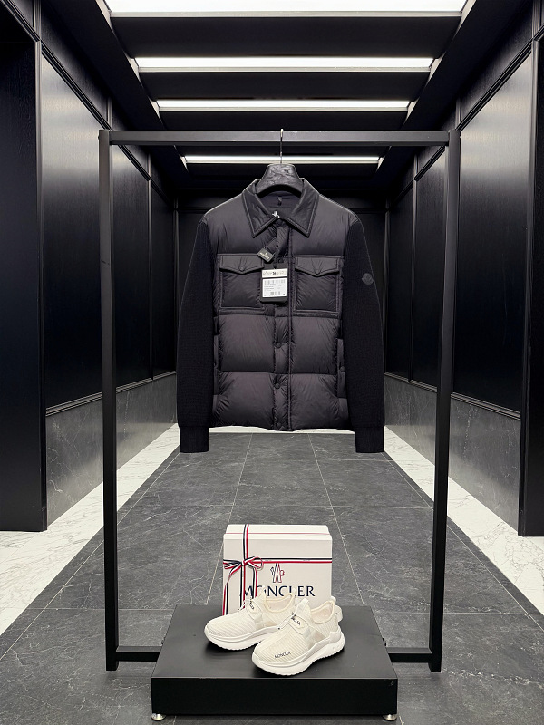 Shopping bag from Scarlettluxury