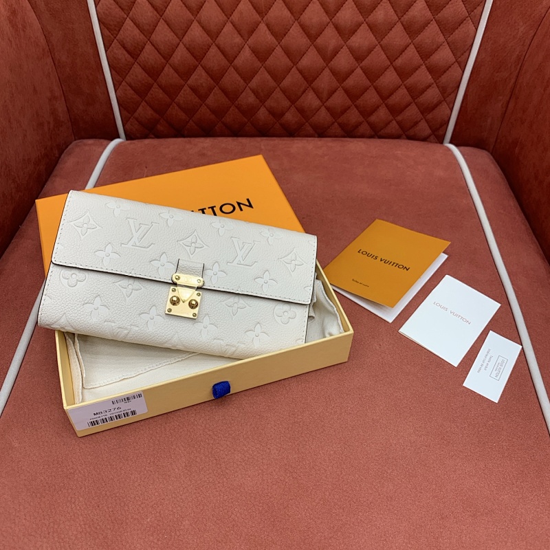 Louis Vuitton clutch