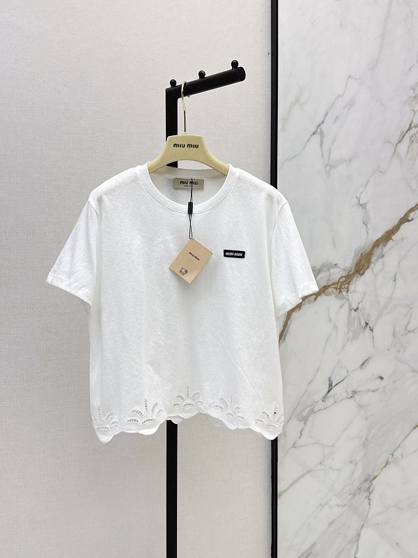 Tee from Scarlettluxury