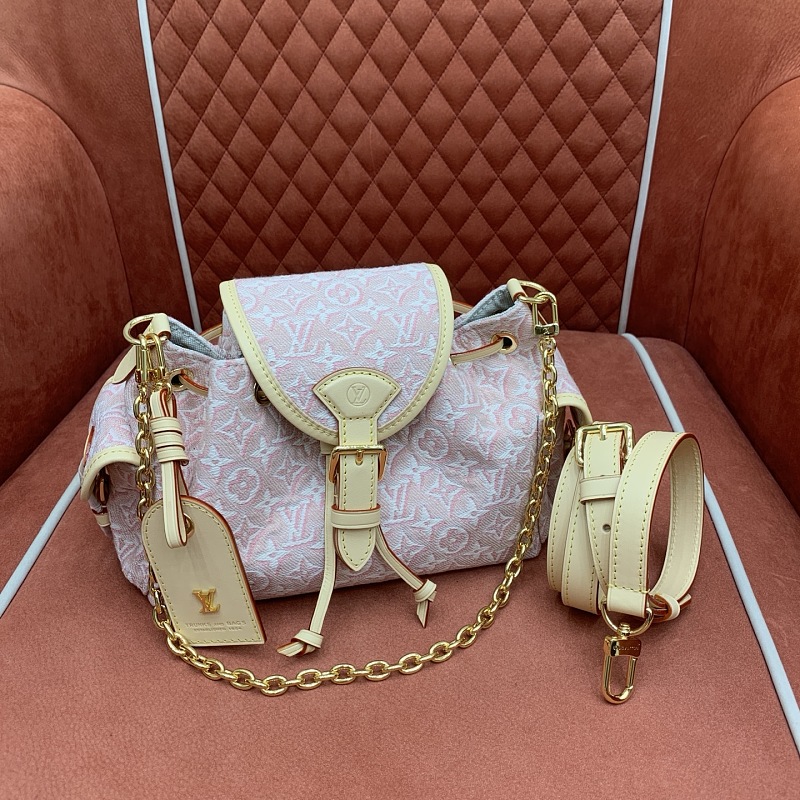 Louis Vuitton crossbody bag