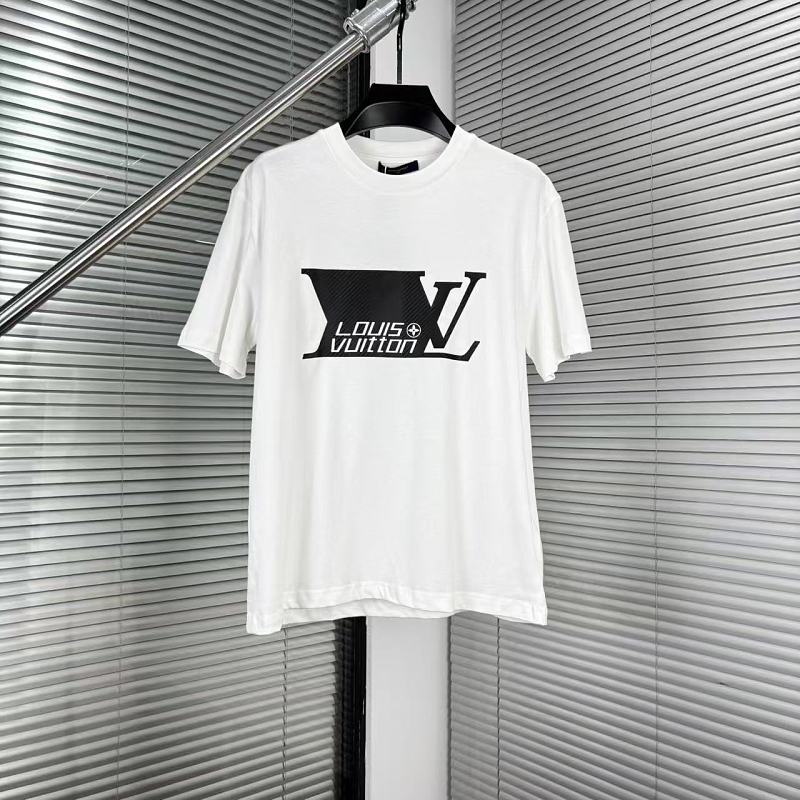 Tee from Scarlettluxury