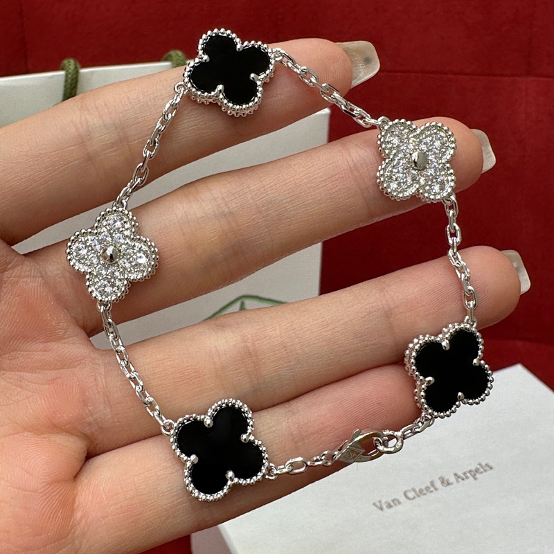 Bracelet from Scarlettluxury