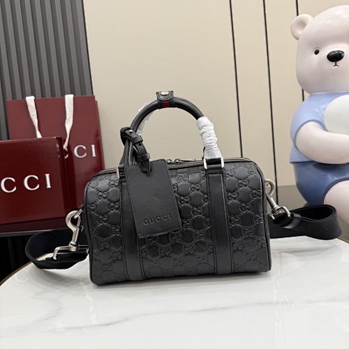 Travel bag from Scarlettluxury